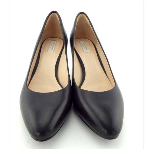 Cole Haan Black Leather Almond Toe Classic Pumps 9 - Picture 2 of 8